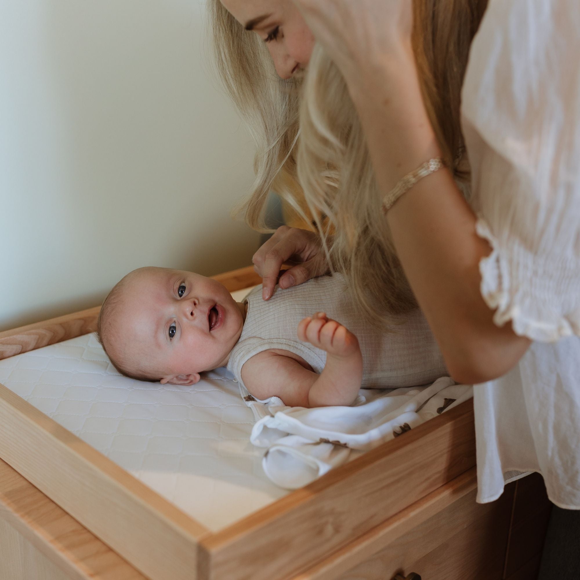 On The Journal: At Home With Ella & Gus