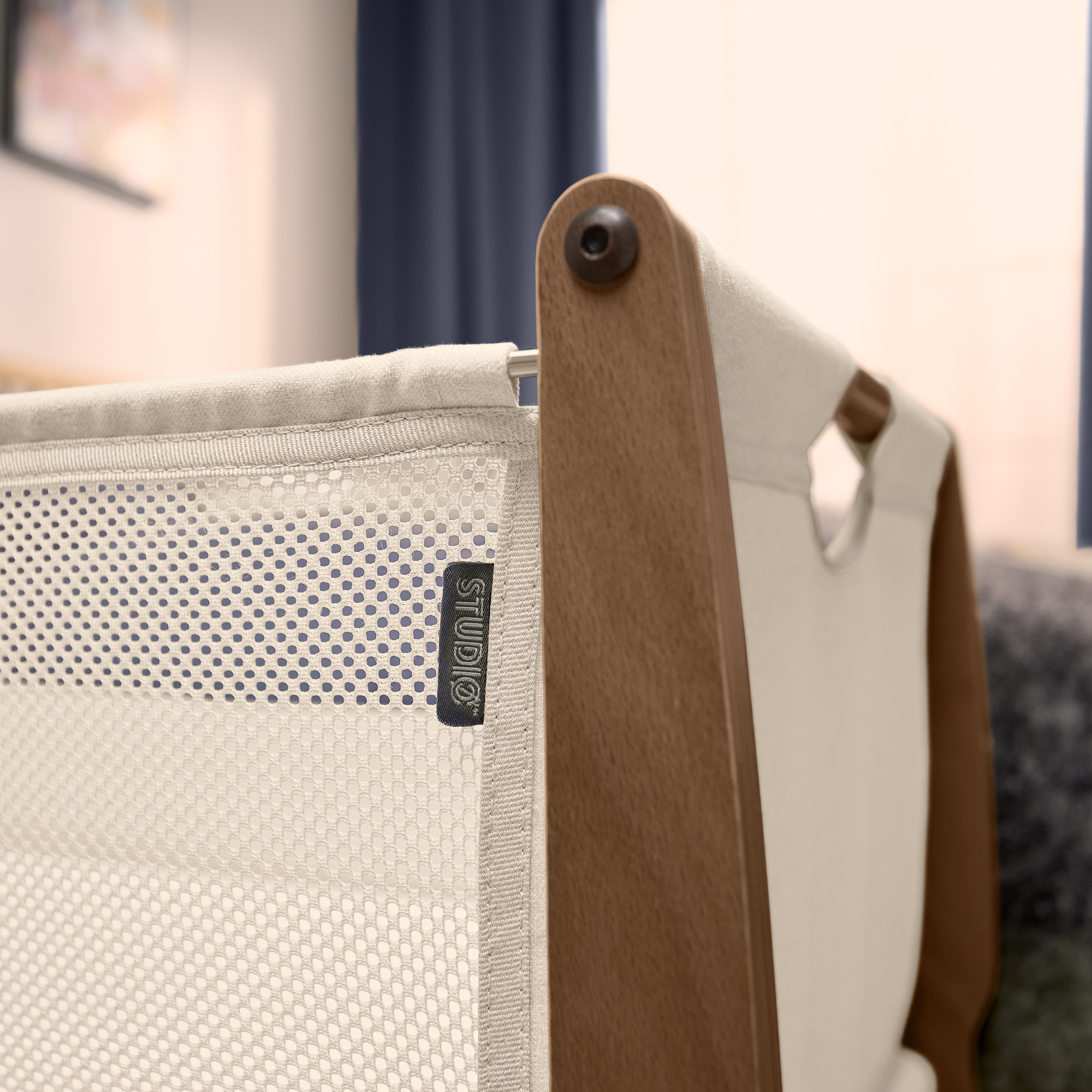 Close-up of a SnüzPod Studio bassinet