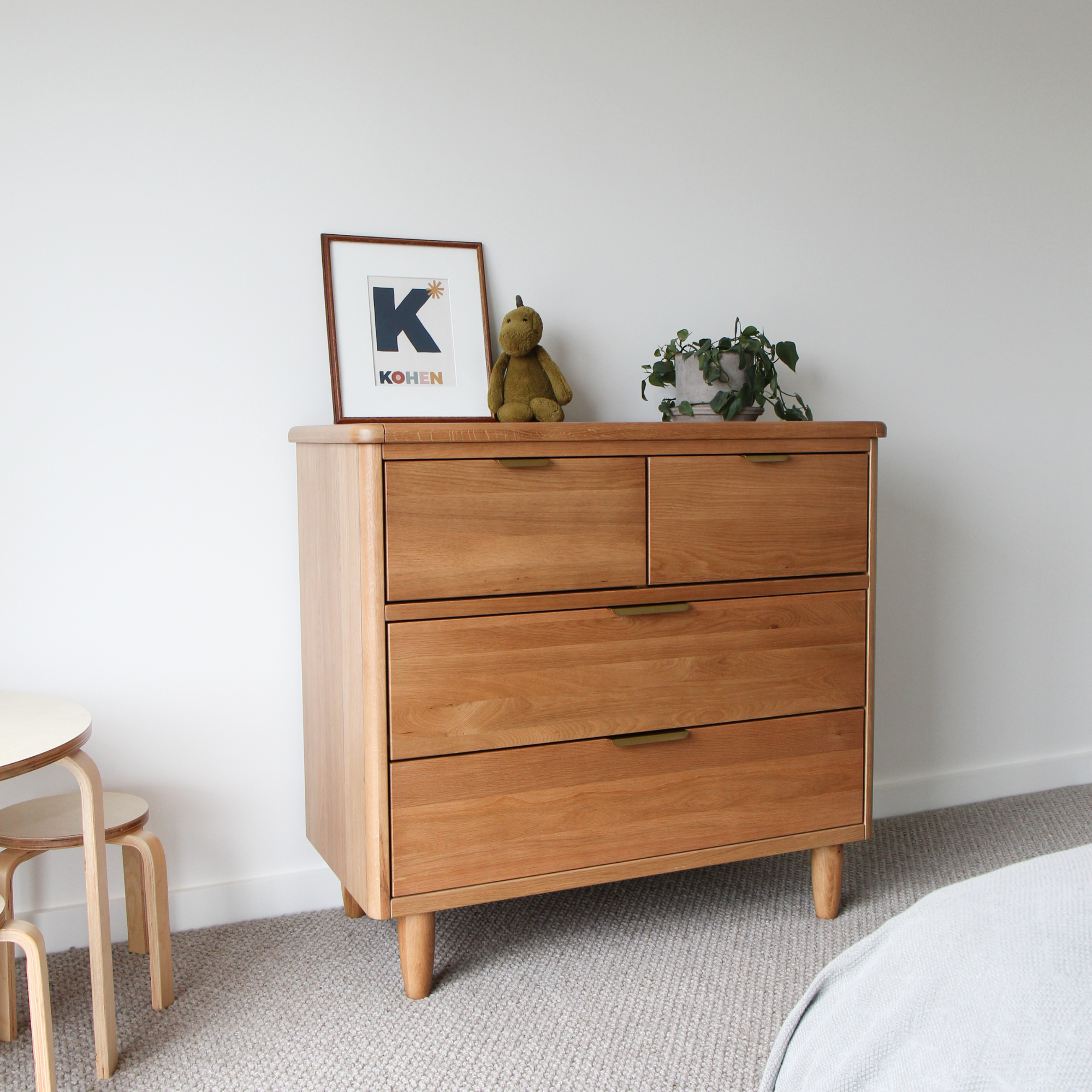 George Dresser set up